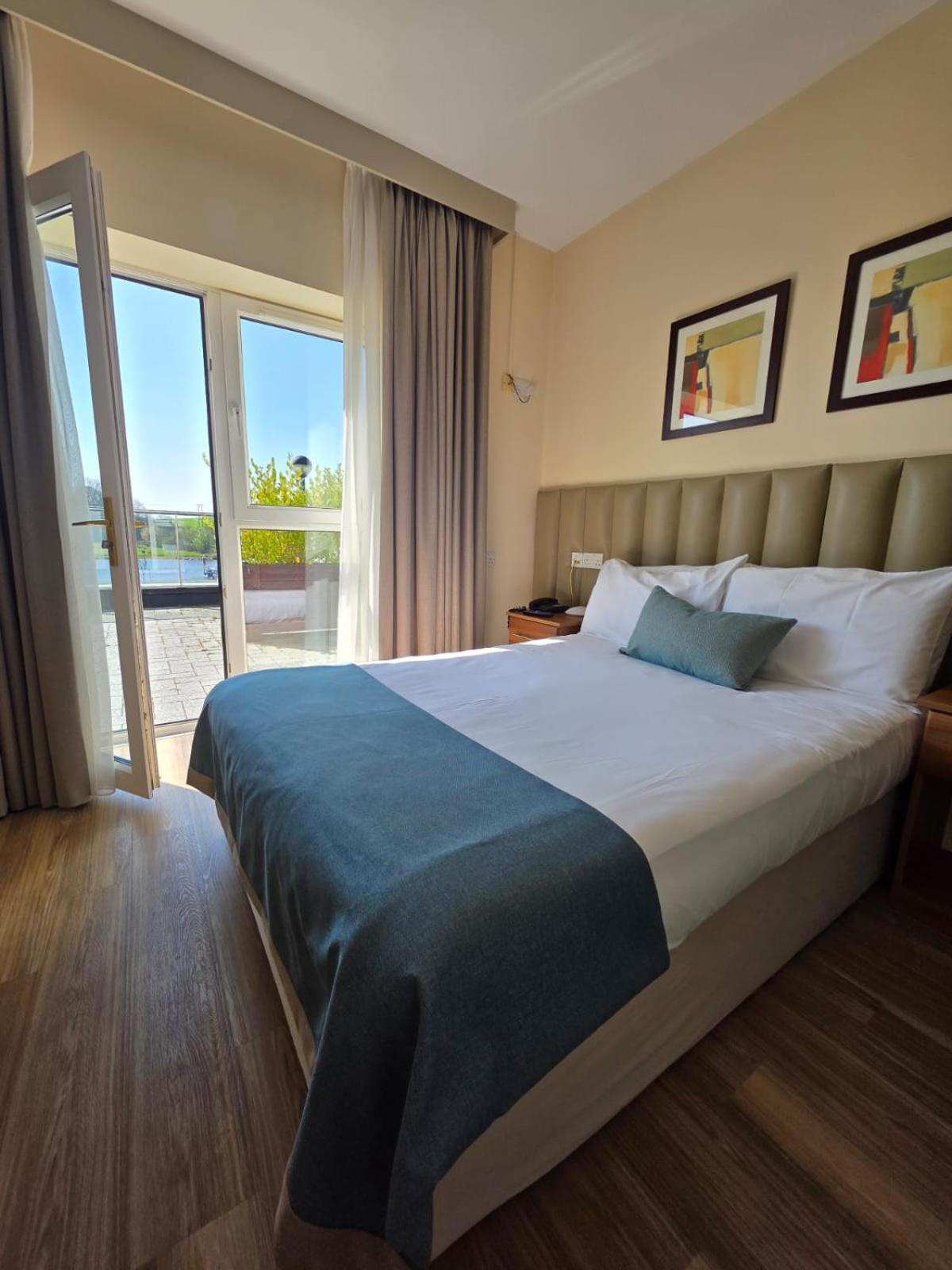 Moycarn Lodge & Marina Ballinasloe Εξωτερικό φωτογραφία